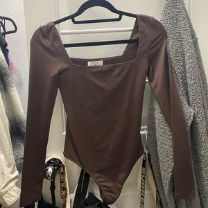 ARITZIA LONGSLEEVE BODYSUIT